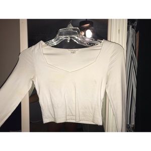 Long sleeved crop top